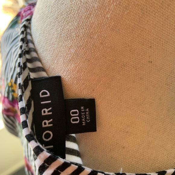 Torrid Floral Stripe Wrap Dress - Picture 7 of 7